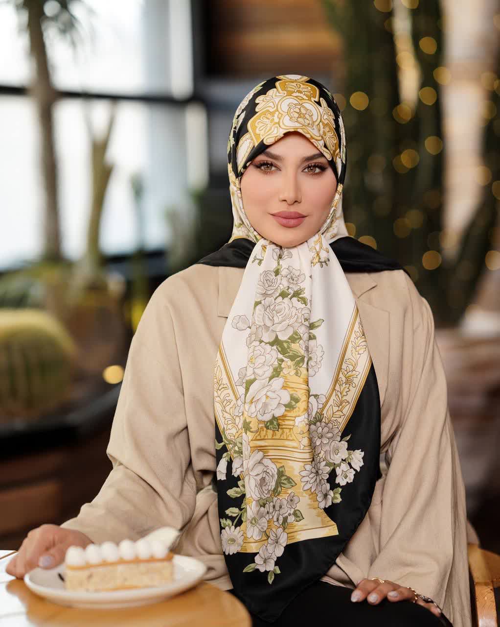 روسری ابریشم توییل